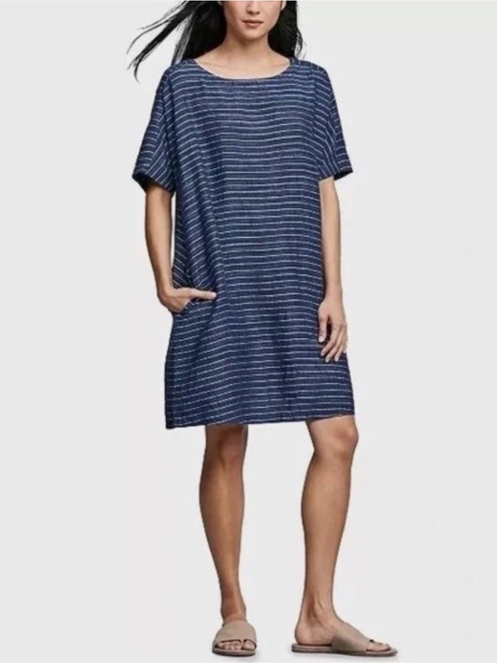 Eileen Fisher Dresses & Skirts - Eileen Fisher Scoop Neck Tunic Dress in Striped Graphite. Size: Medium
